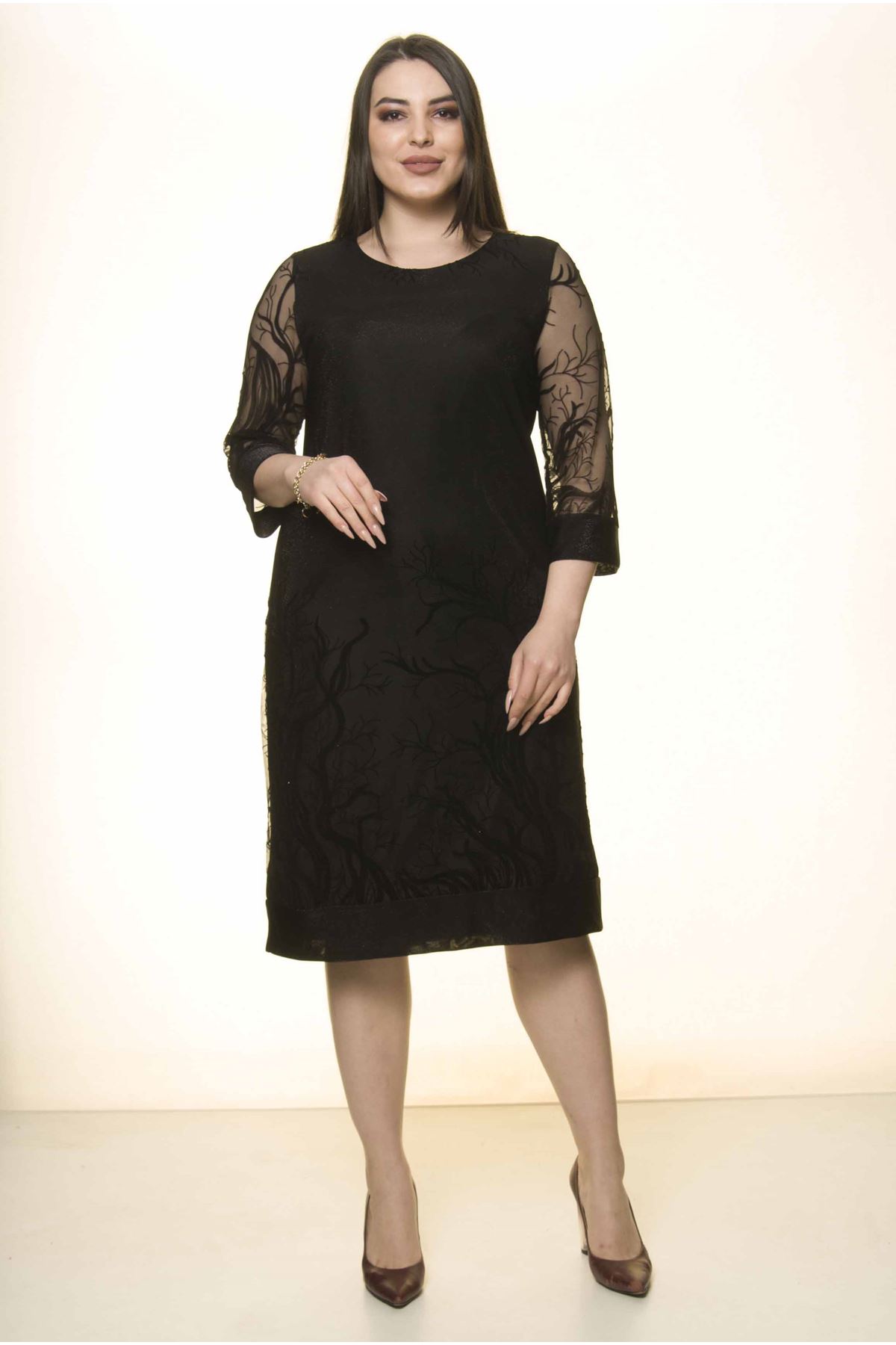 Siyah Simli Nakışlı Büyük Beden Elbise 8A-1575