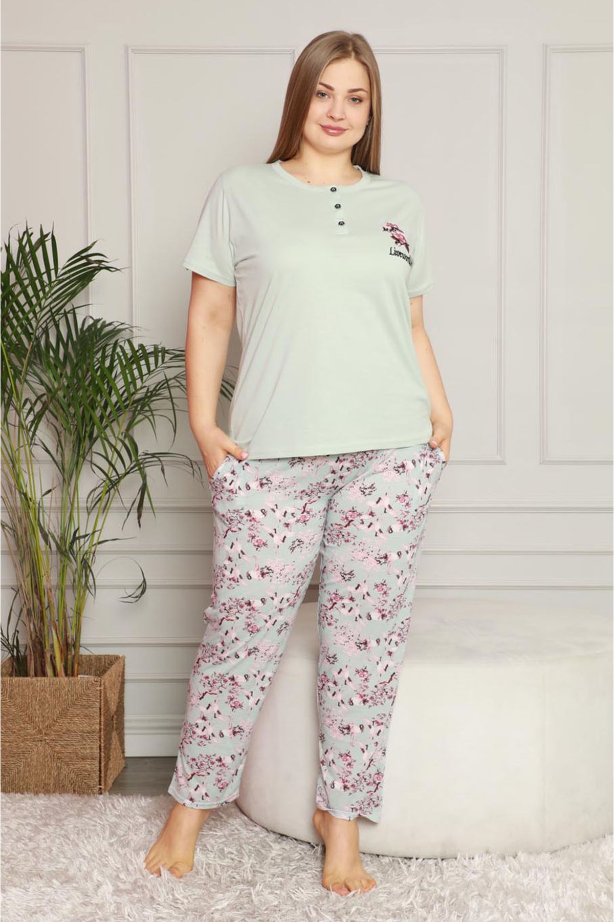 Yazlık Geniş Kesim Pijama Takımı 26B-1619
