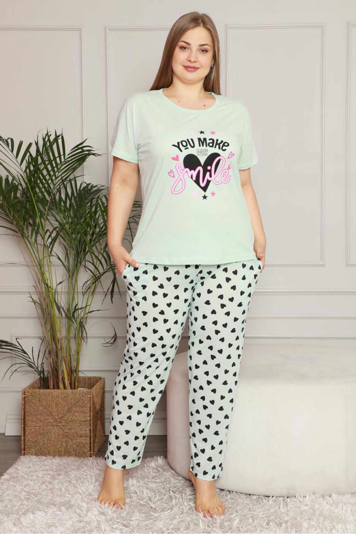 Yazlık Geniş Kesim Büyük Beden Pijama Takımı 26B-1617